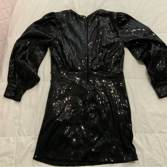 Black Sequin Longsleeve Dress - Picture 3 of 7